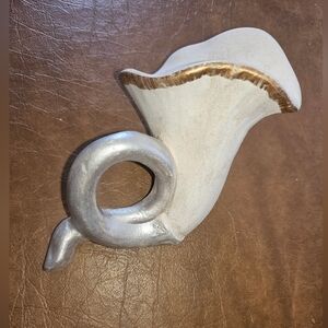 18 Calla Lily Napkin Ring Set Made From Ceramic In Elegant Silver & Gold